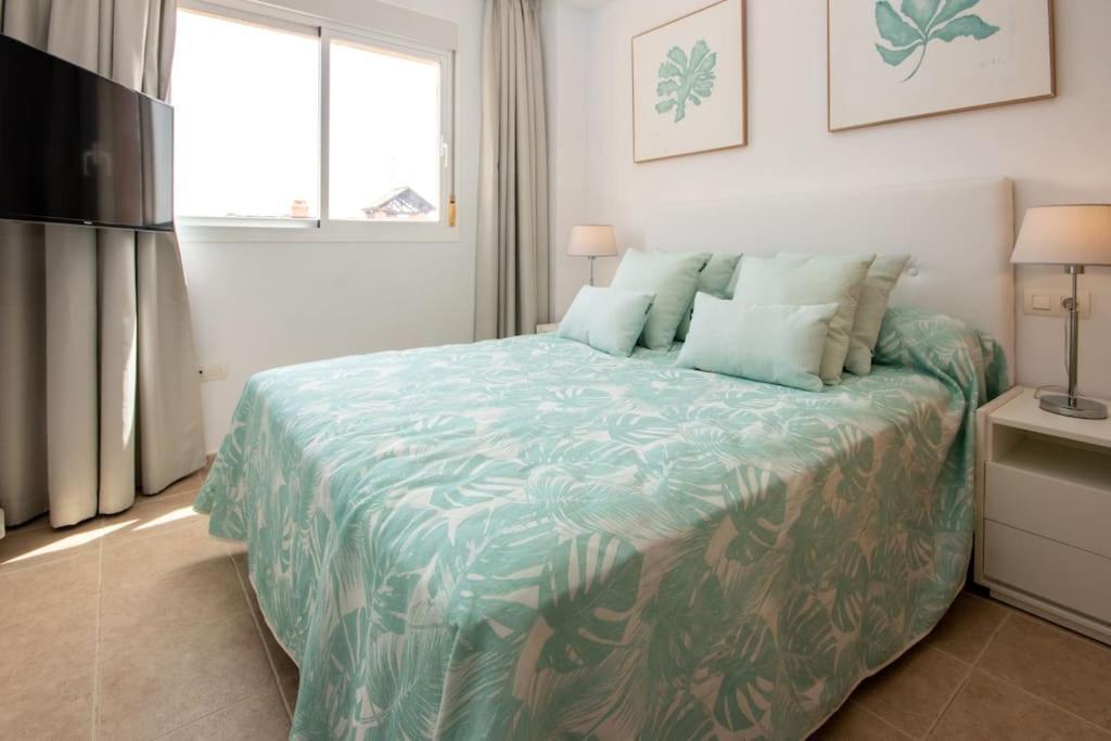 Penthouse With Roof Terrace, Bbq, Pool- And Sea Views Leilighet Buenas Noches Eksteriør bilde